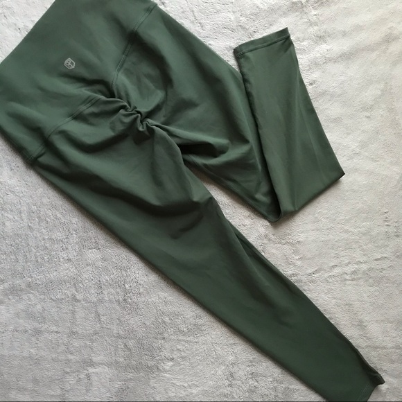 Born Primitive Pants - Born Primitive Lift Yourself Up 7/8 Leggings Forest Green Medium Sz M Athletic
